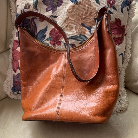 Fossil Handbags - Fossil chestnut brown leather handbag.